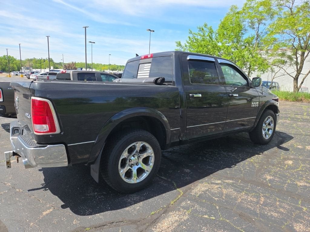 2018 RAM 1500 Laramie Crew Cab 4x4 5'7" Box