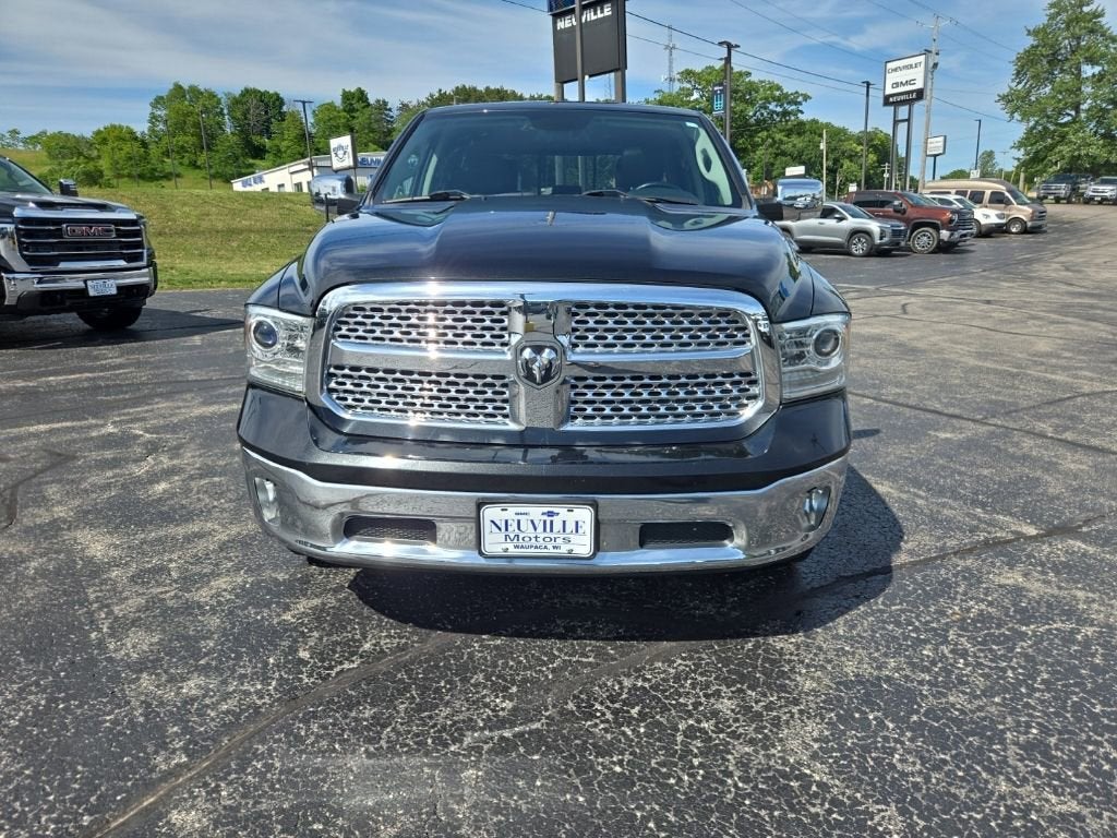 2018 RAM 1500 Laramie Crew Cab 4x4 5'7" Box