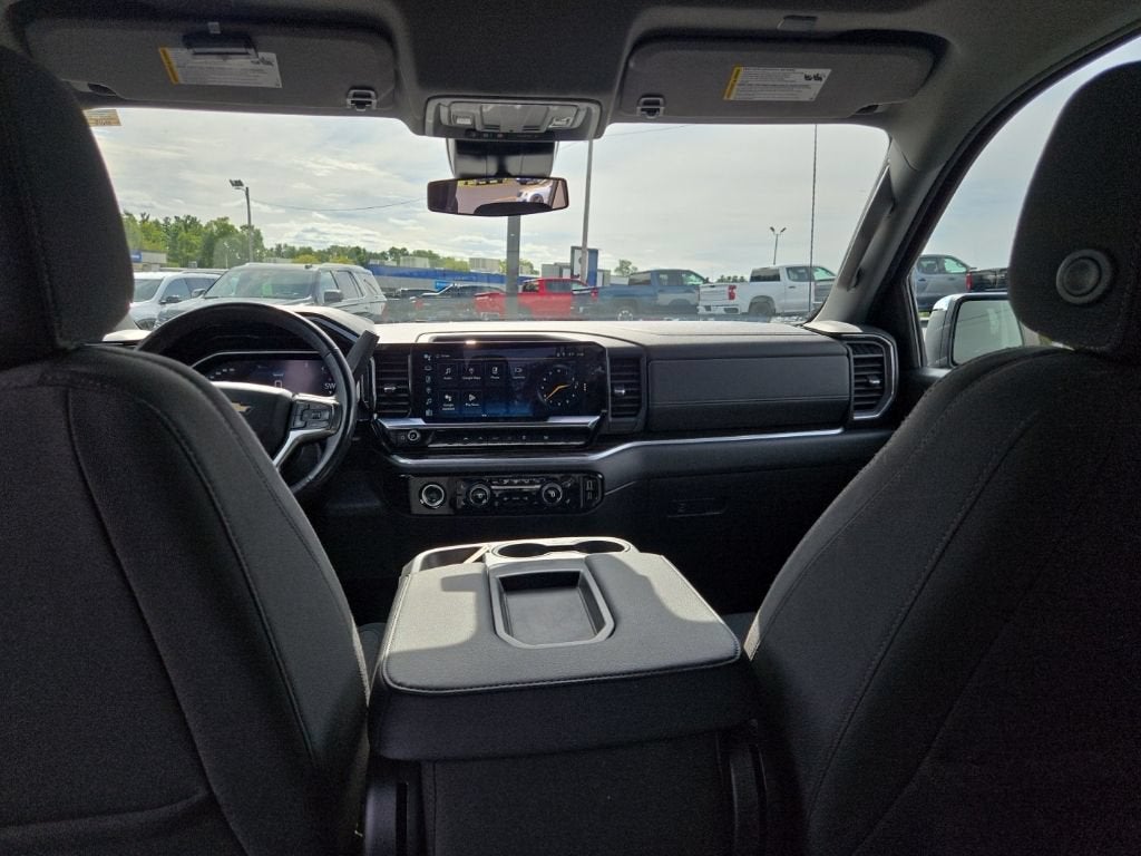 2024 Chevrolet Silverado 1500 LT (2FL)