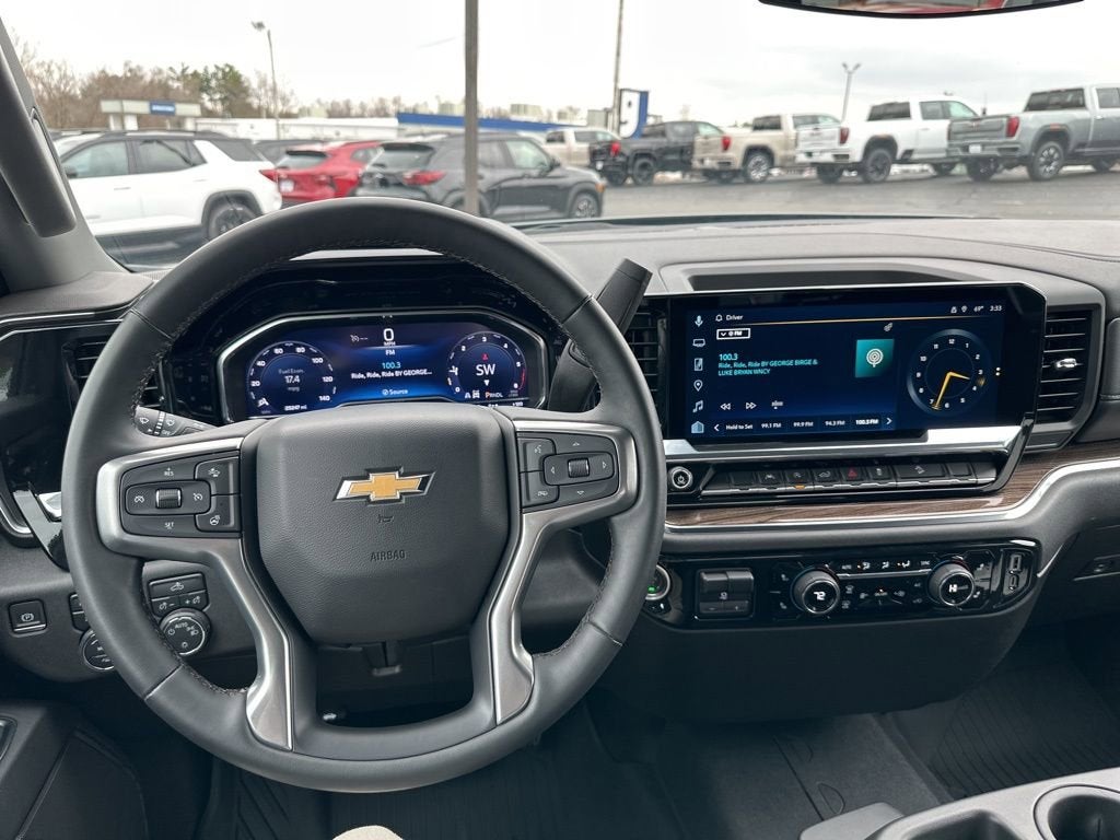 2024 Chevrolet Silverado 1500 LT