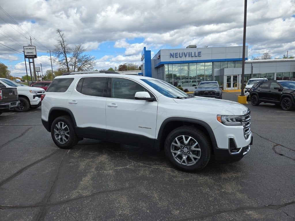 2023 GMC Acadia SLT