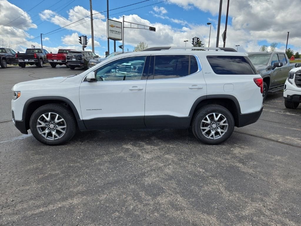 2023 GMC Acadia SLT