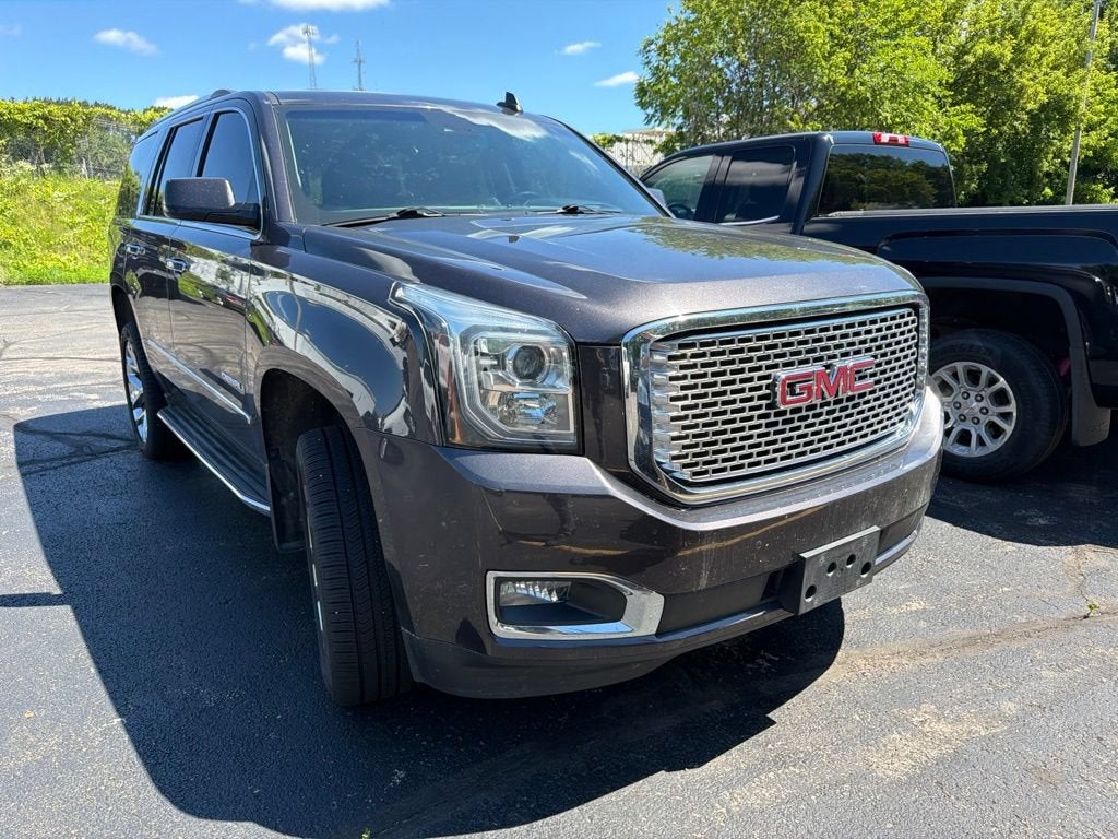 2017 GMC Yukon 4WD Denali's photo