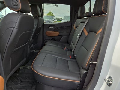 2023 GMC Canyon 4WD AT4