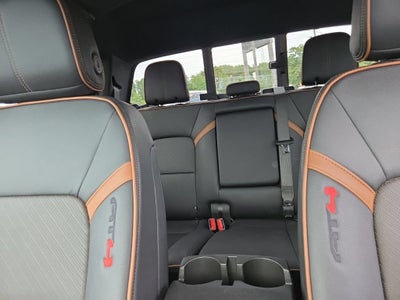 2023 GMC Canyon 4WD AT4