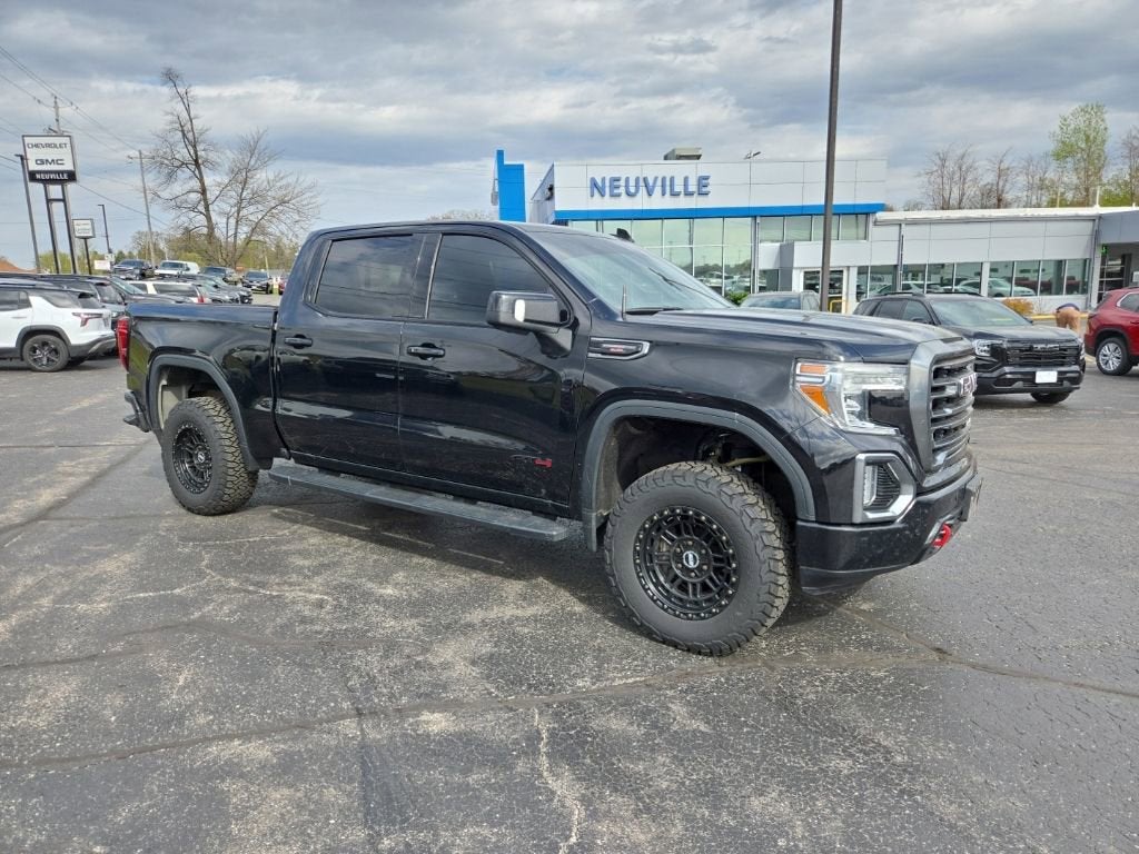 2020 GMC Sierra 4WD Crew Cab Standard Box AT4's photo