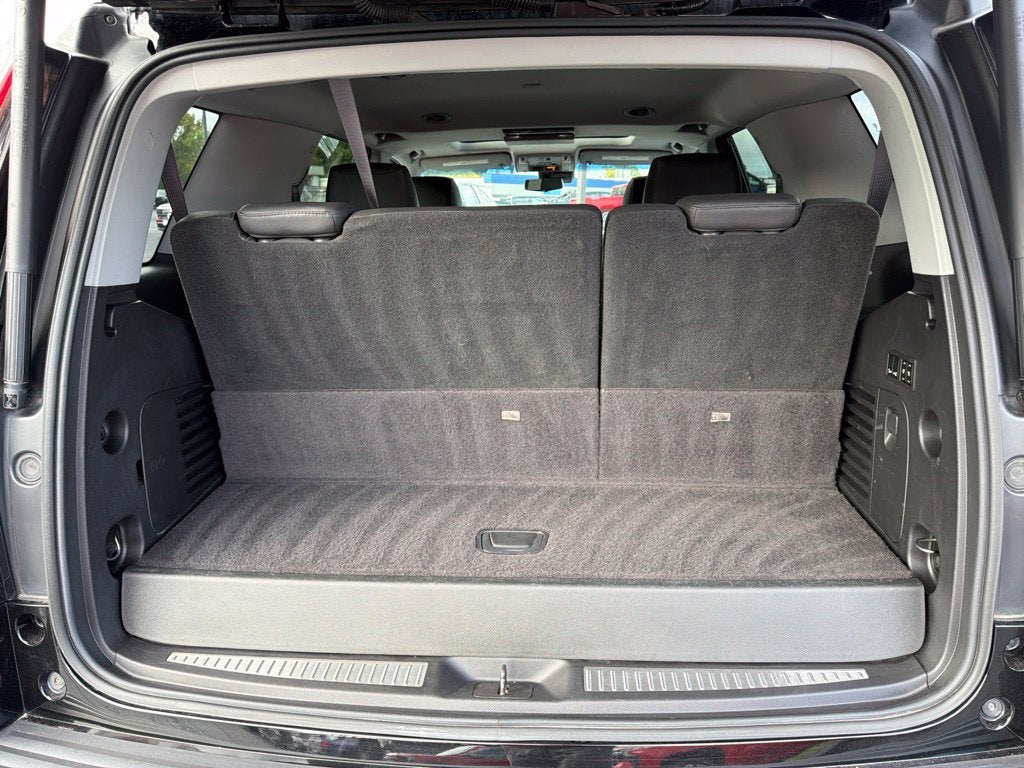 2017 Cadillac Escalade Luxury