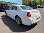 2017 Chrysler 300 Limited