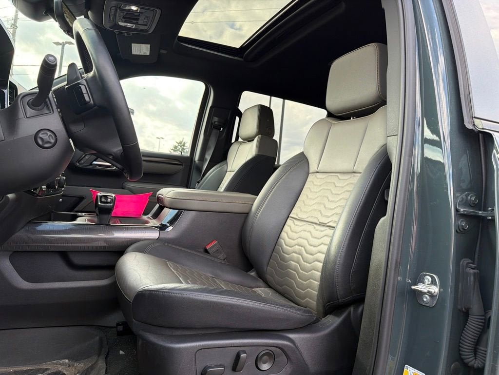 2025 Chevrolet Silverado 1500 ZR2