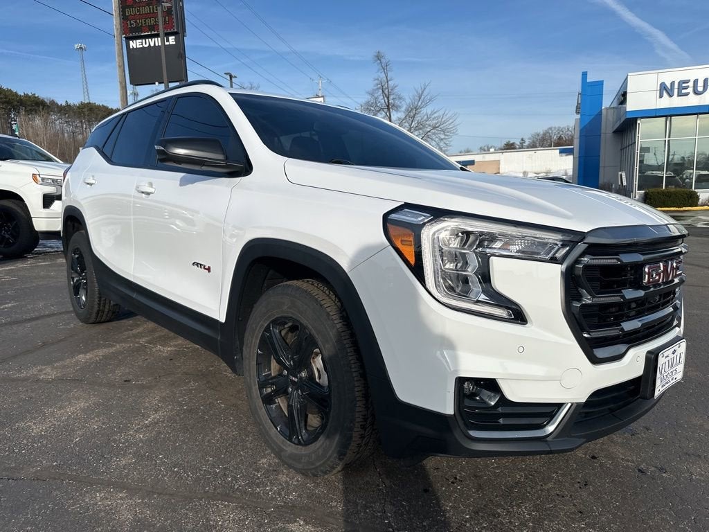 2023 GMC Terrain AT4 AWD's photo