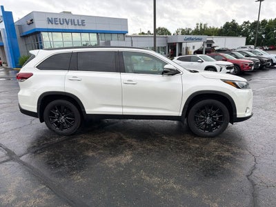 2019 Toyota Highlander SE