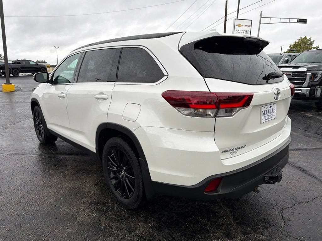 2019 Toyota Highlander SE