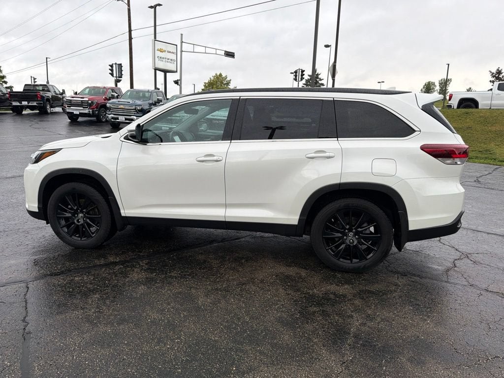 2019 Toyota Highlander SE