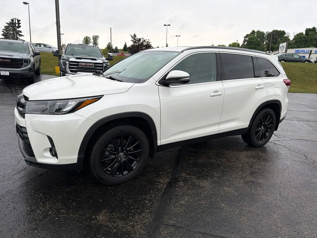 2019 Toyota Highlander SE