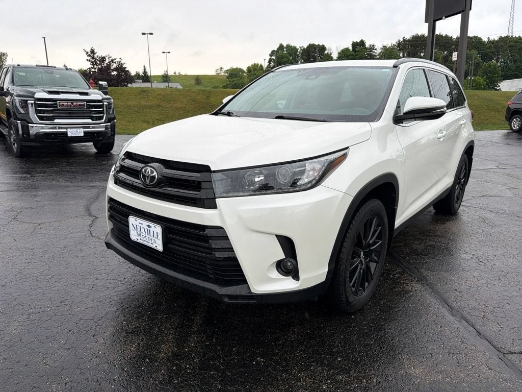 2019 Toyota Highlander SE