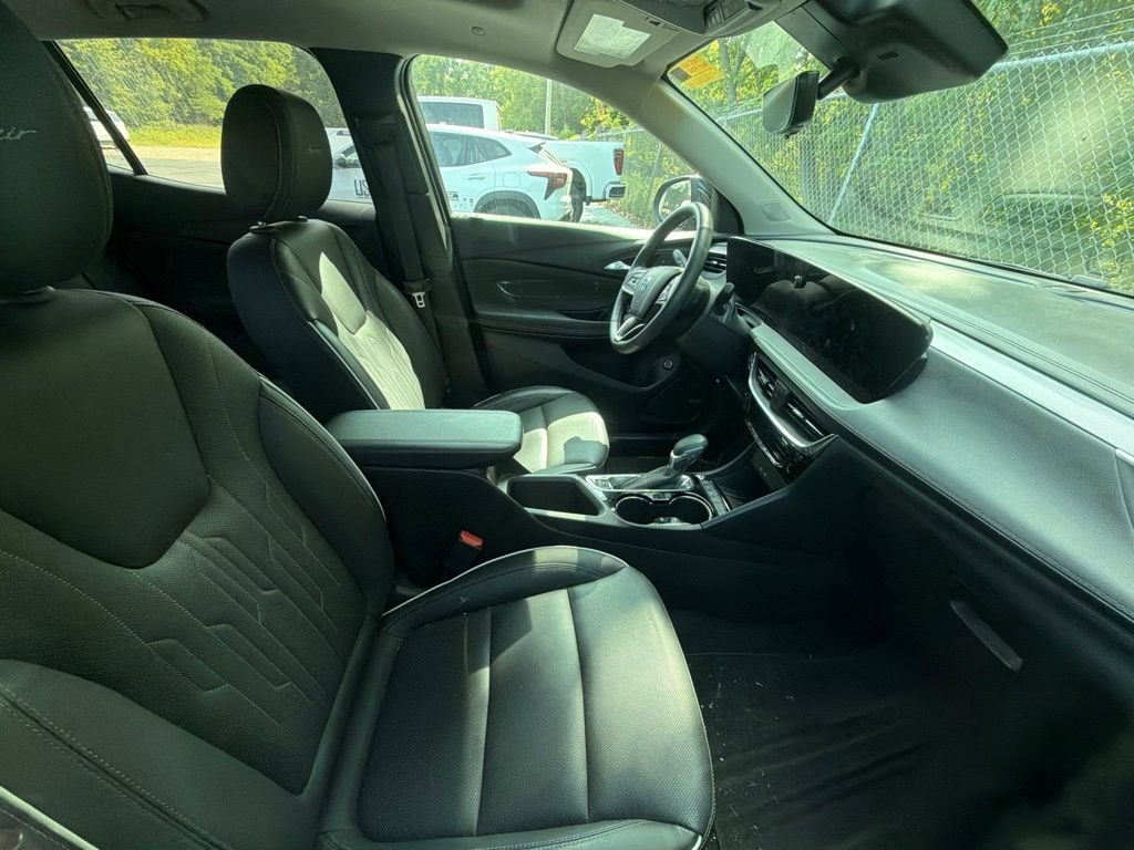 2024 Buick Encore GX Avenir