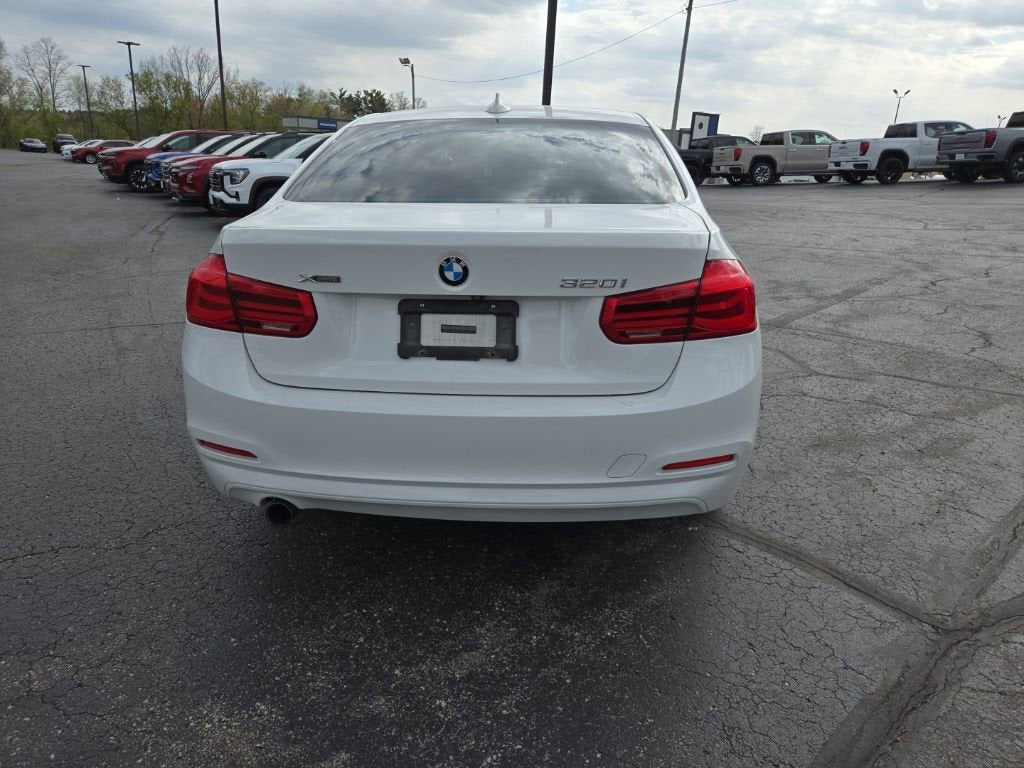 2018 BMW 3 Series 320i xDrive
