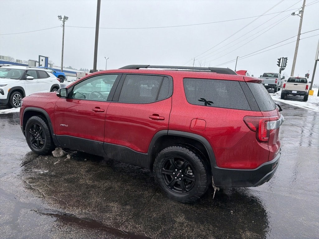 2022 GMC Acadia AT4