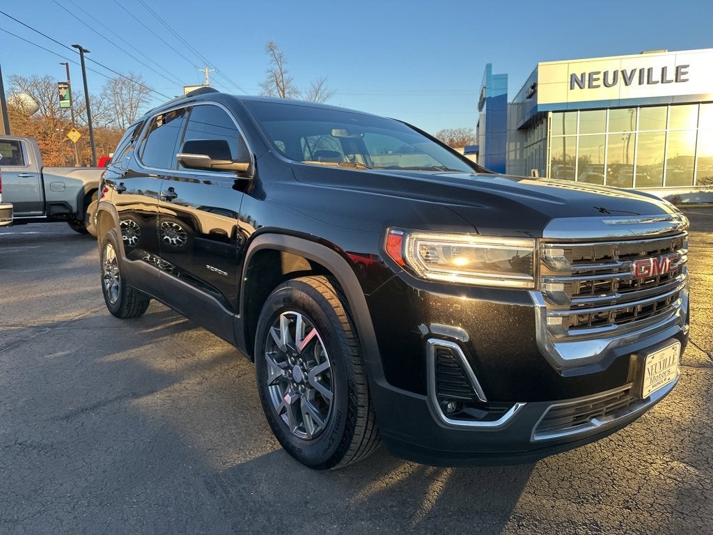2023 GMC Acadia SLT