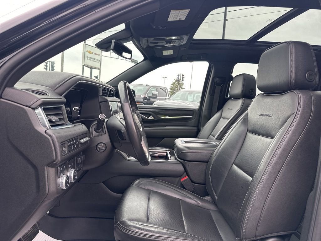 2022 GMC Yukon XL Denali