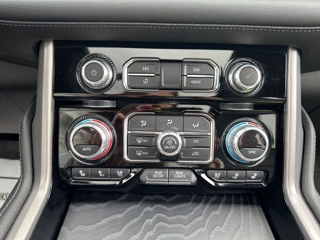 2022 GMC Yukon XL Denali