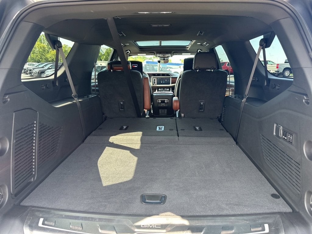 2023 GMC Yukon XL Denali Ultimate