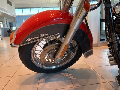 2006 HARLEY-DAVIDSON FLSTCI Base