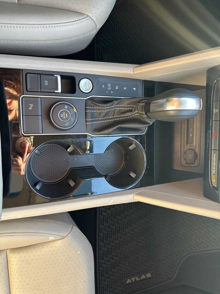 2022 Volkswagen Atlas 2.0T SEL