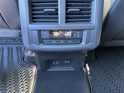 2021 Volkswagen Atlas 3.6L V6 SE w/Technology R-Line