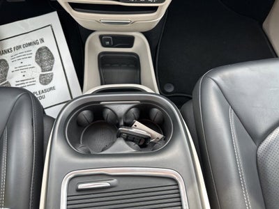 2023 Chrysler Pacifica Hybrid Touring L