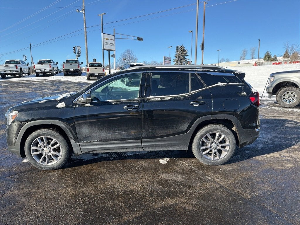 2022 GMC Terrain SLT