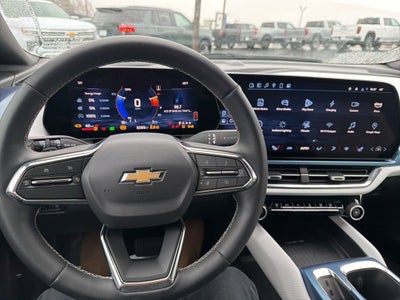 2025 Chevrolet Equinox EV LT