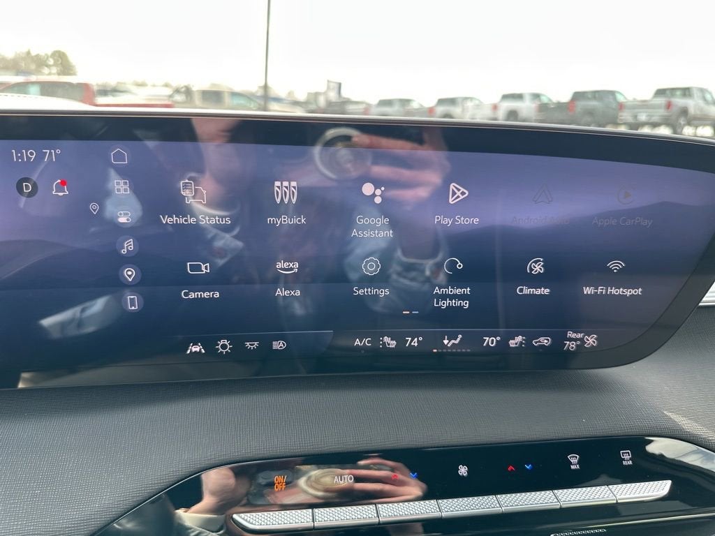 2025 Buick Enclave Preferred