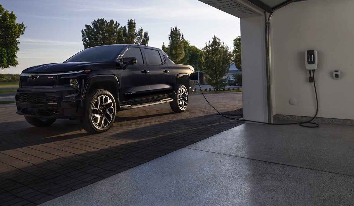 Neuville Motors in Waupaca WI