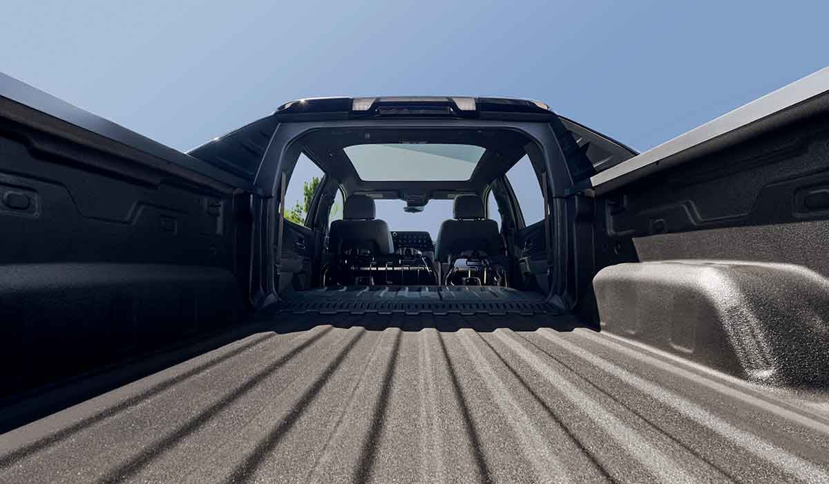 Neuville Motors in Waupaca WI